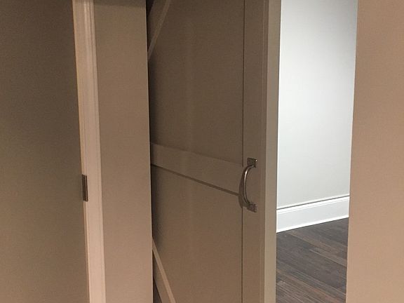 5th image of 426 2nd Ave SE APT 1