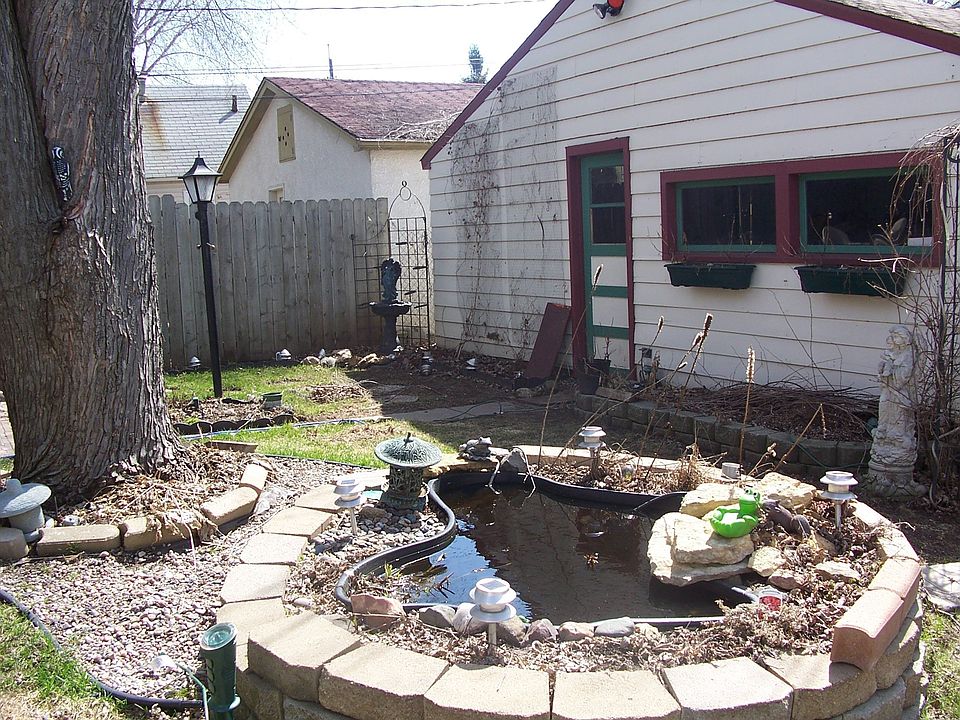 Professional landscaping & pond