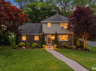 2 Stephen Street, Manchester, CT 06040