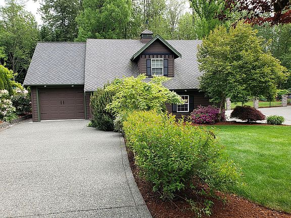 7th garage space drive