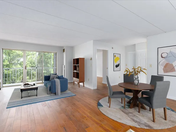 200 Captains Row APT 404, Chelsea, MA 02150