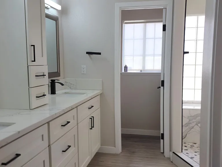 8016 Shorecrest Dr — Photo 6
