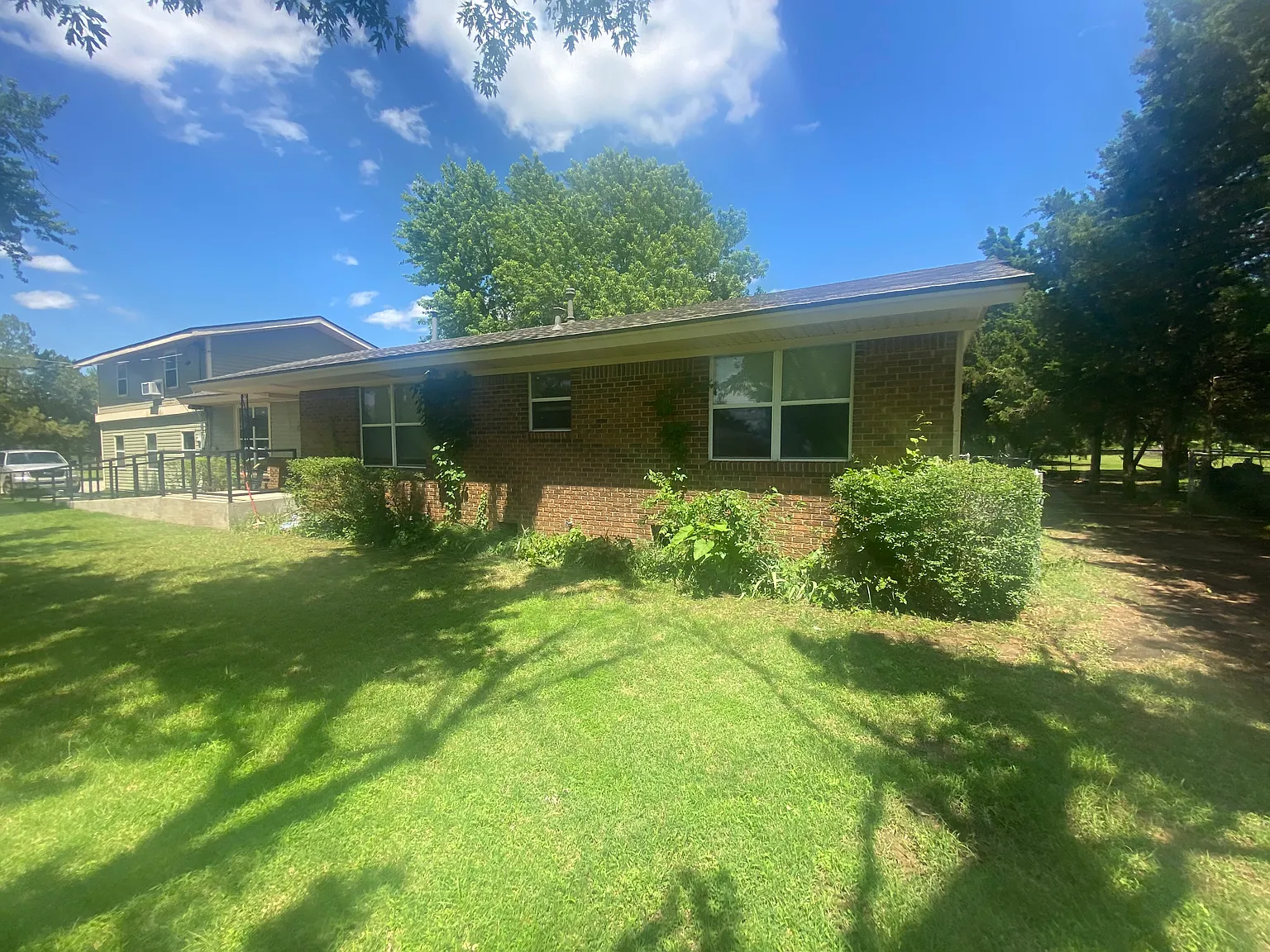1716 S Webster Dr — Photo 3