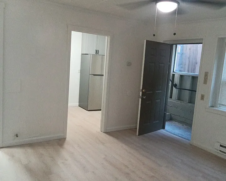 1631 T St #A — Photo 2