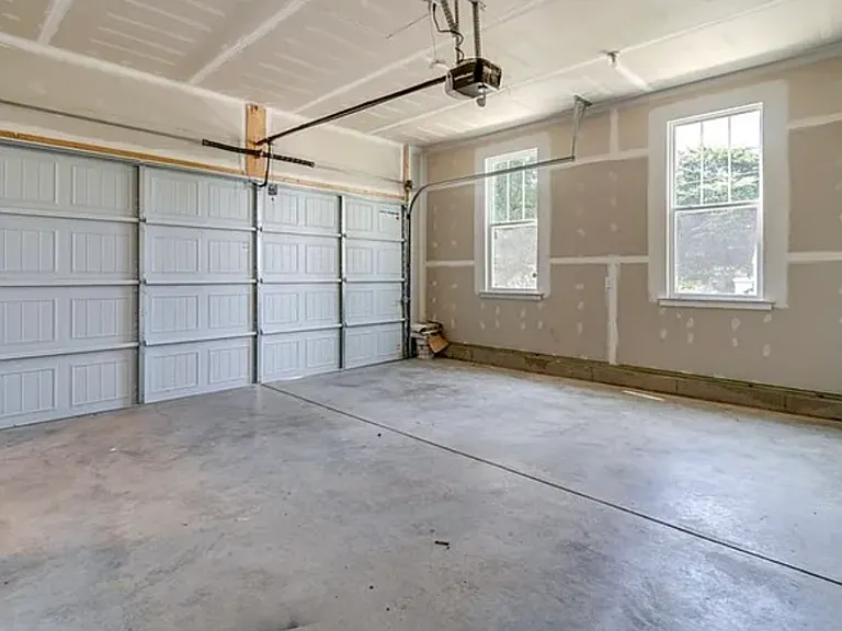 7 Limox Ln — Photo 27