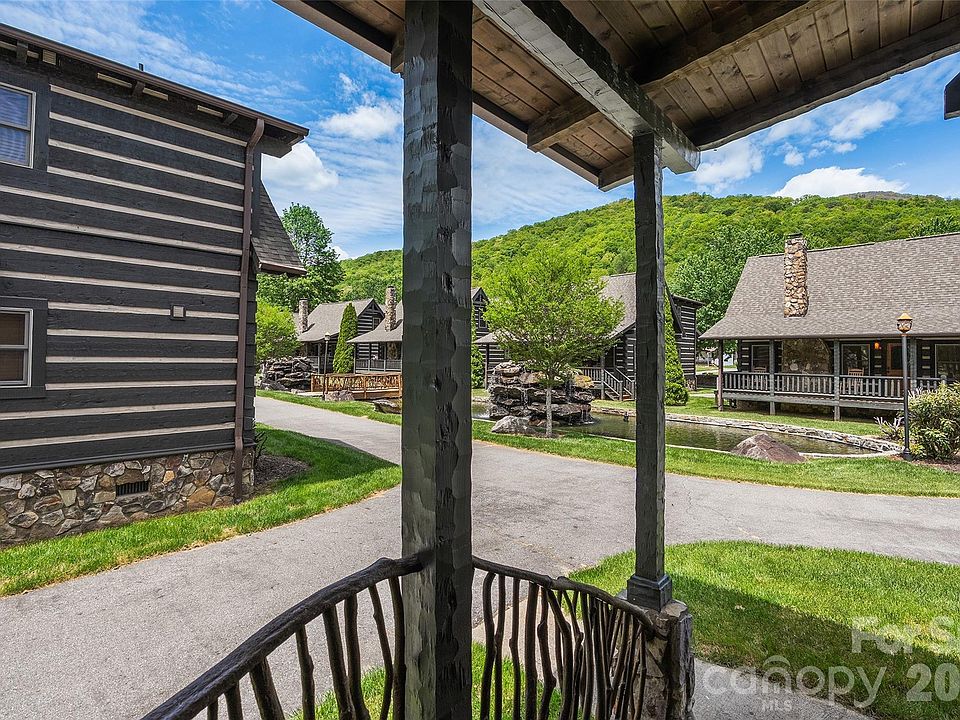 4th image of 62 Rachels Cir
