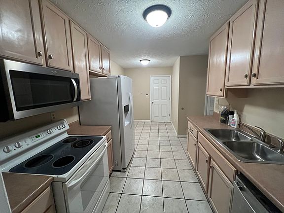 5th image of 1200 Robbins Run Ct #1200
