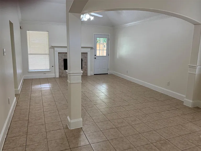 21111 Woodland Green Dr — Photo 5