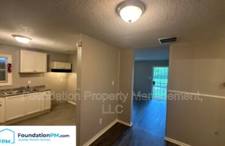 2601 Dakar Ave — Photo 3
