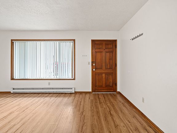 3rd image of 2702 SE Alder St #2710