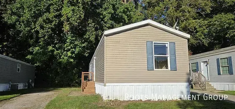 3 Bed 2 Bath Home Available for Lease at Ravines - Apply Now! — Photo 2
