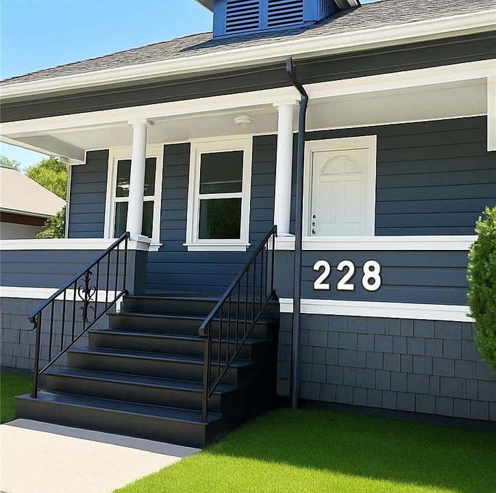 1st image of 228 W Willow St