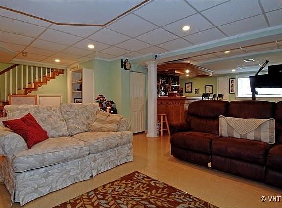 2nd image of 2650 Rolling Meadows Dr