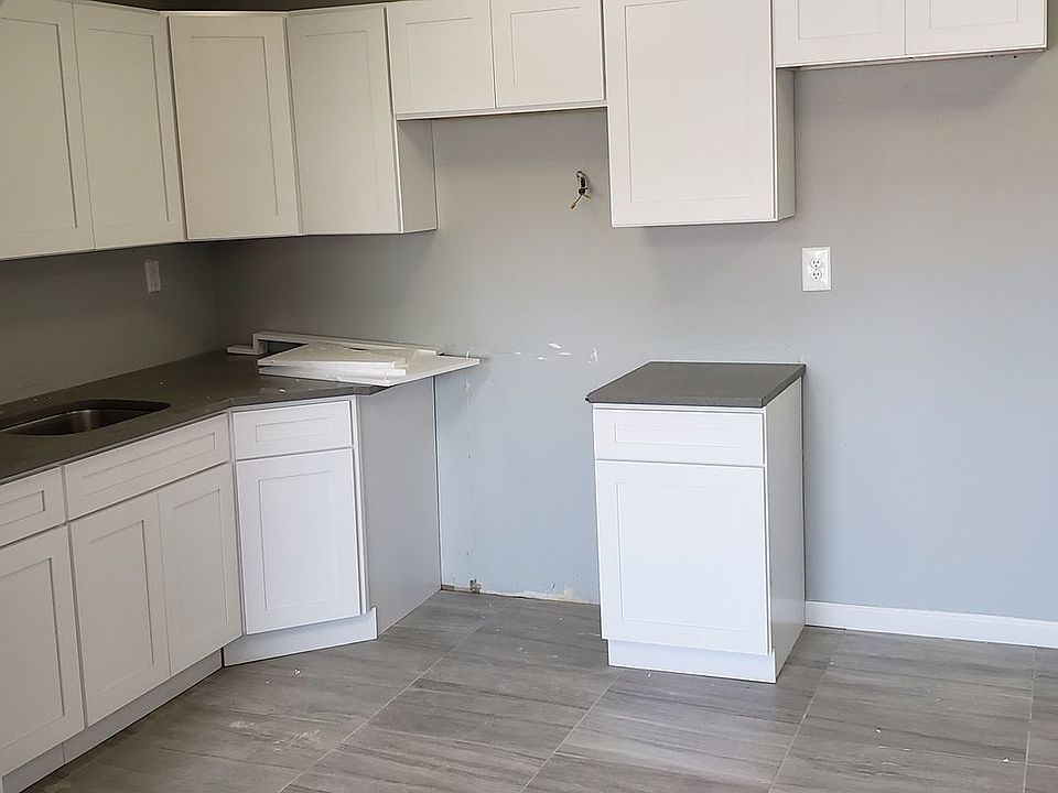 2nd image of 365 Huntington Ave #1