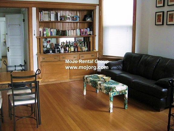 3rd image of 2922 W Logan Blvd APT 3