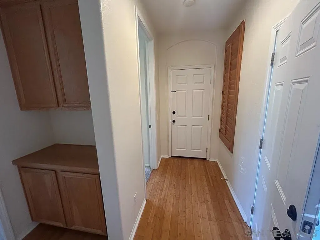 1 bed, 1.0 bath, 450 sqft, $1,850 — Photo 3
