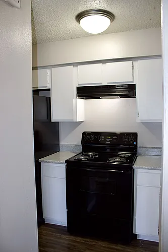 Woodview Photo 1