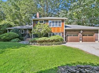 1 Caddy Rd, Norwalk, CT 06851