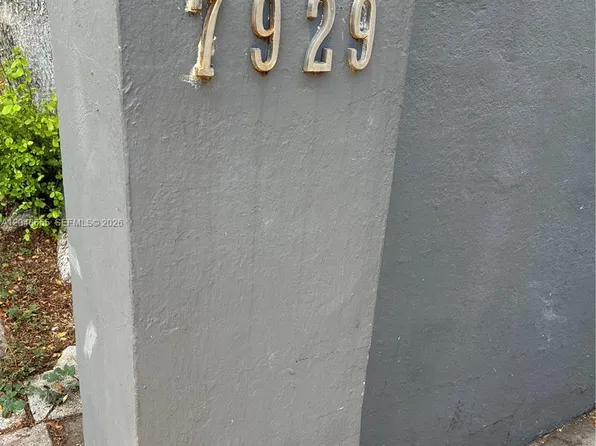 7929 Abbott Ave, Miami Beach, FL 33141