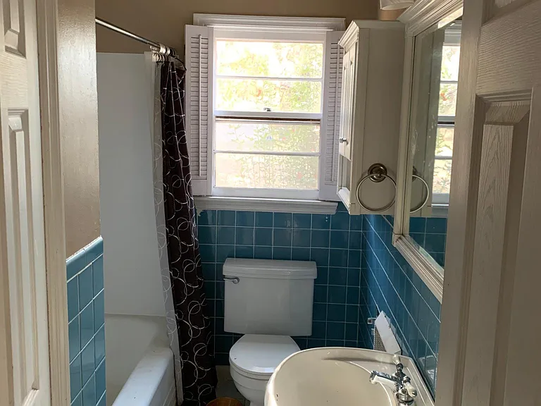 252 Paris Pike — Photo 5