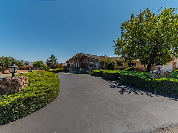 2nd image of 780 Donald Dr