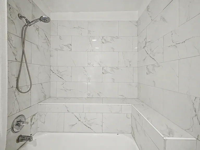 1150 E Pierce St #1 — Photo 3