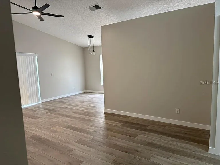 2154 Rj Cir — Photo 15