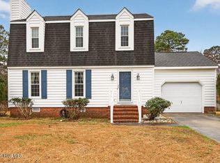 2003 Pinetree Drive, New Bern, NC 28562