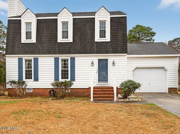 2003 Pinetree Drive, New Bern, NC 28562