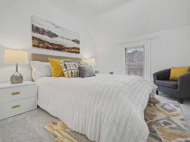 2220 SE Yamhill St — Photo 21