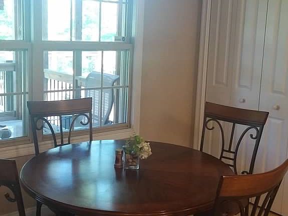 4th image of 4405 Castlestone Ln
