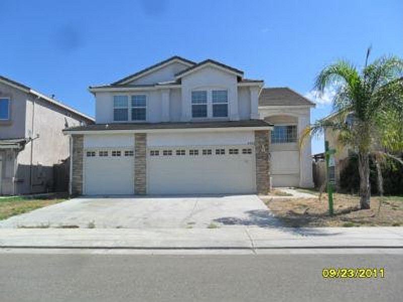 1st image of 4422 Sydney Ln