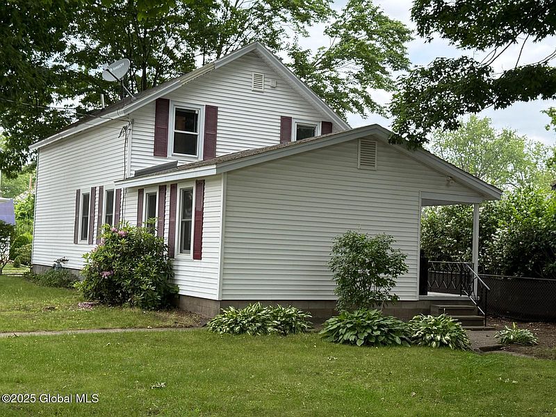 2nd image of 40 Orville Street