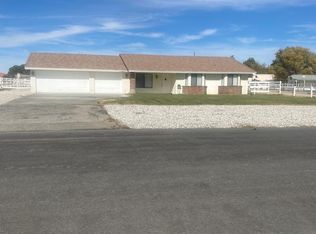 12465 Reata Rd, Apple Valley, CA 92308