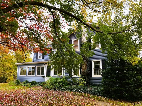 16068 Creek Rd, Albion, NY 14411