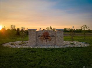 366 Maple Point Ct, Wilmington, OH 45177