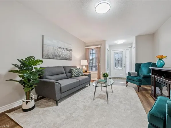 21 Wideman Blvd, Guelph, ON N1E 0J2