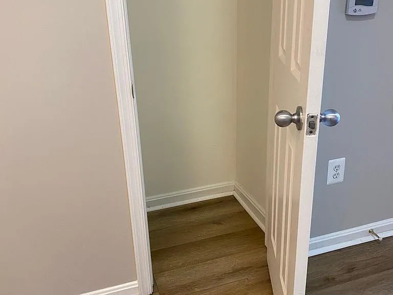 4854 Eisenhower Ave — Photo 21