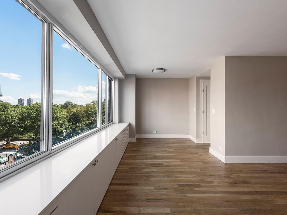 1st image of 400 Central Park W APT 9S