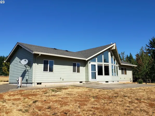 26330 SW Regia Dr, Sheridan, OR 97378