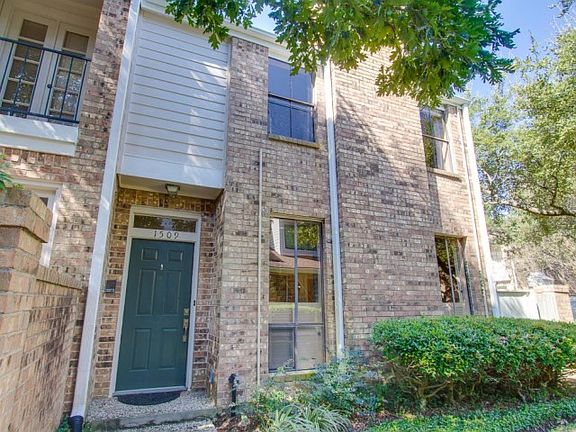 2nd image of 1509 Bering Dr #105