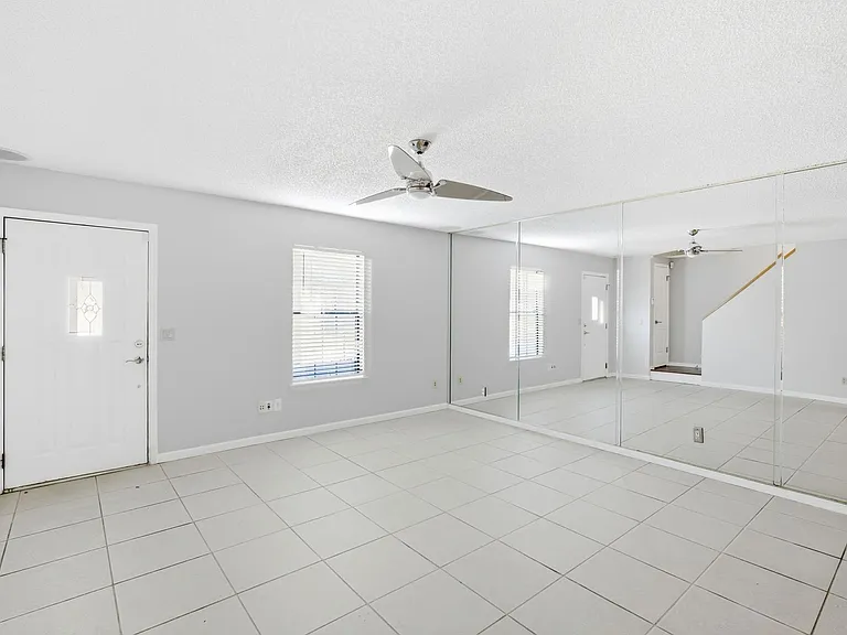 5306 Ridgewell Ct — Photo 4