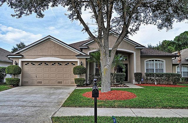 1st image of 333 Lake Dawson Pl