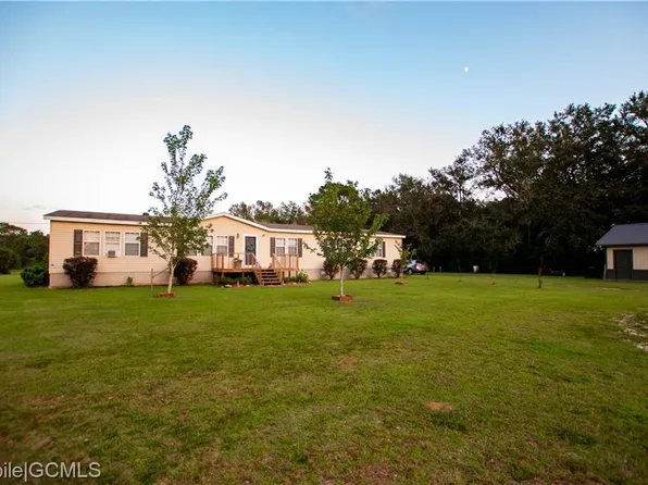10835 Hamilton Farm Rd, Grand Bay, AL 36541