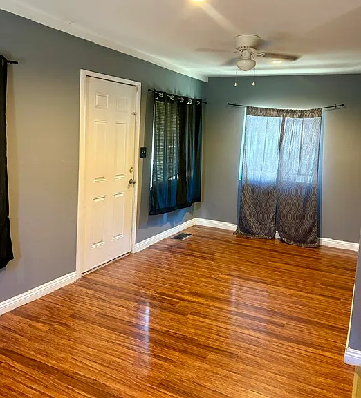 814 Fresno St — Photo 4