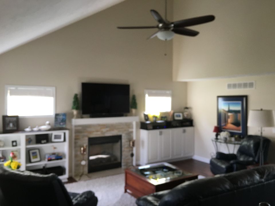 New Stone FP/Built-In Cabnts