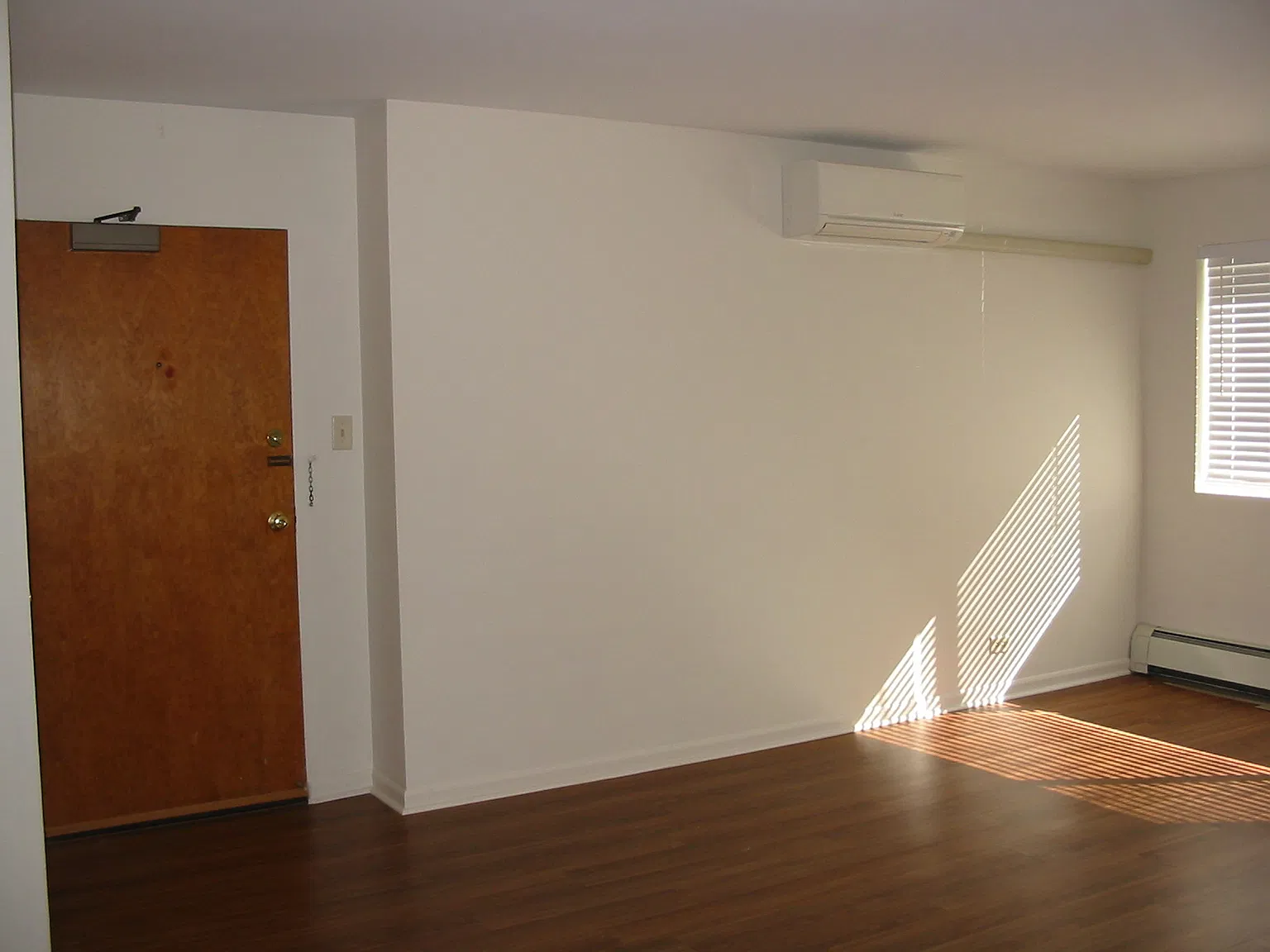 1105 College Ave — Photo 3