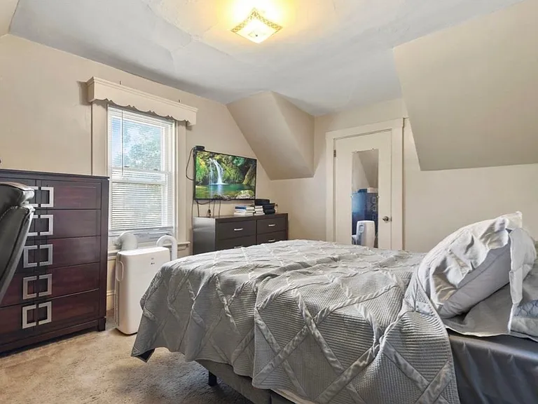 51 Colantha Ave #2 — Photo 9