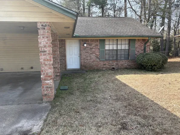 107 Shady Bend Dr, Lufkin, TX 75901