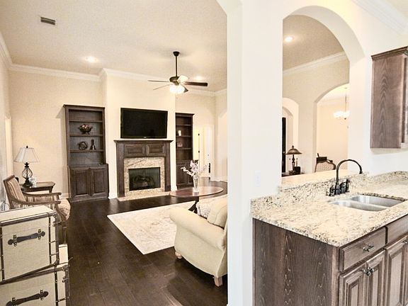 5th image of 4824 Woodstock Way Dr